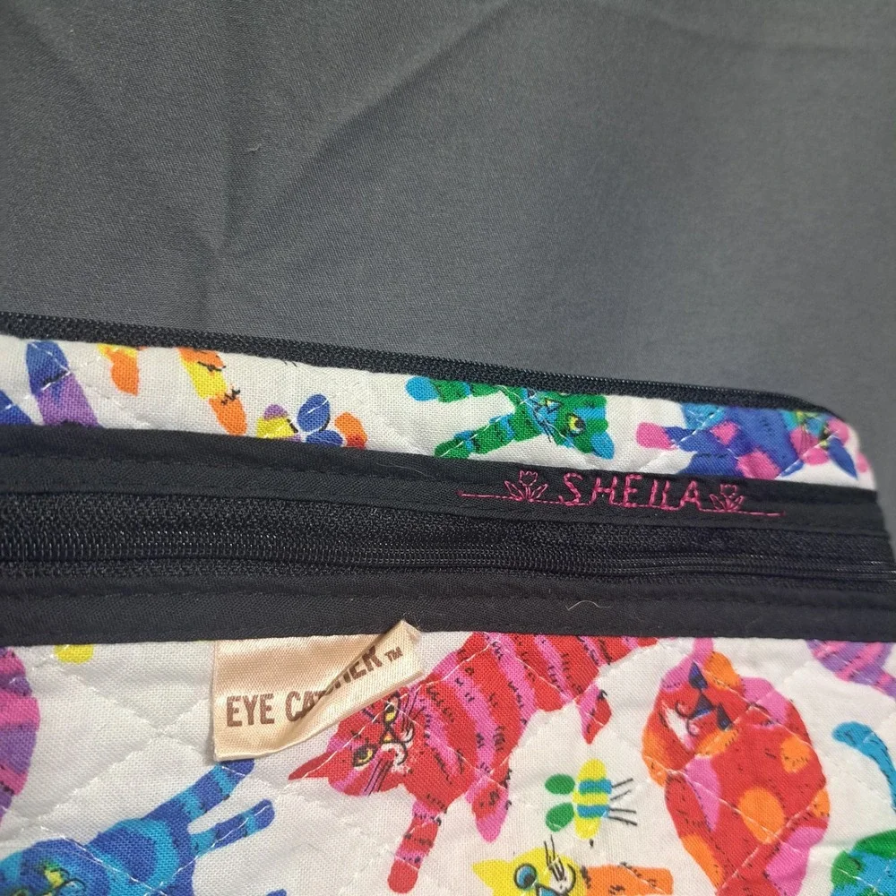 Eye Catcher Quilted Psychedelic Cat Print Zipper Pouch Wristlet Makeup Bag Multi
